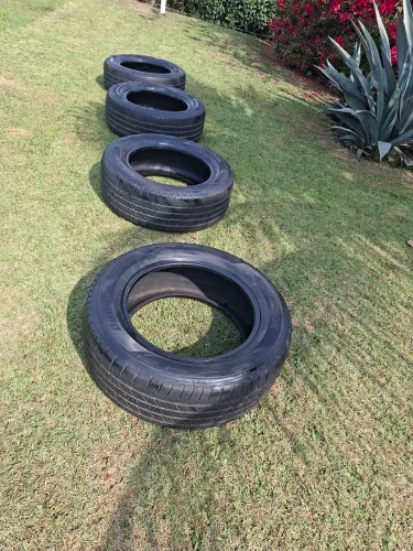 Pneus 275/60/20