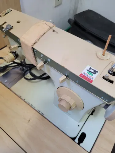 Maquina de costura Singer zigzag