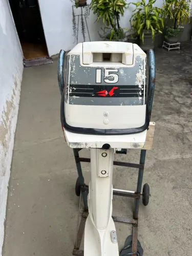 Motor de Popa Johnson 15HP