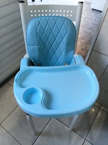 Cadeirinha  de  alimentação 