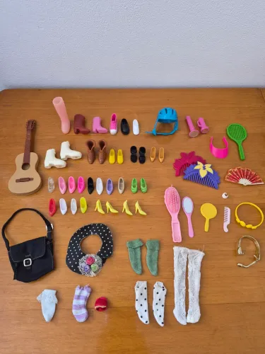 Barbie e Similares - Lote de itens e acessórios 
