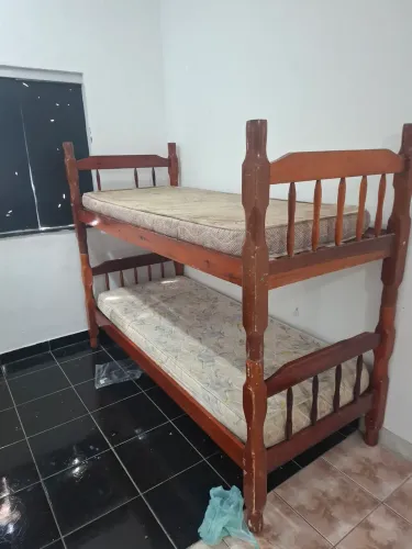 Bicama com colchões