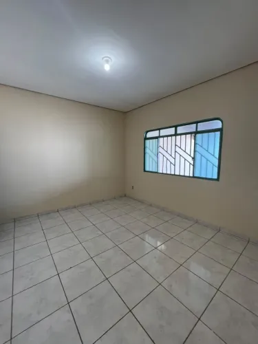 Aluga- se Casa 3 quartos Jardim Panorama| Próximo Unimontes
