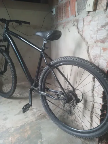Vendo uma bicicleta 29 por 600 reais