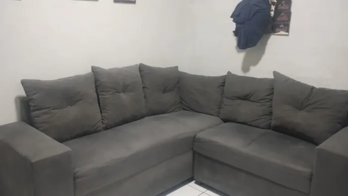 Vendo sofá semi novo