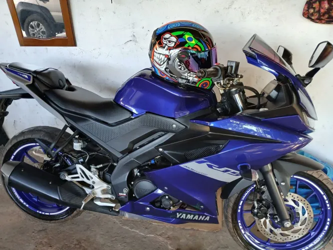 R15 bem novinha aceita cartão *