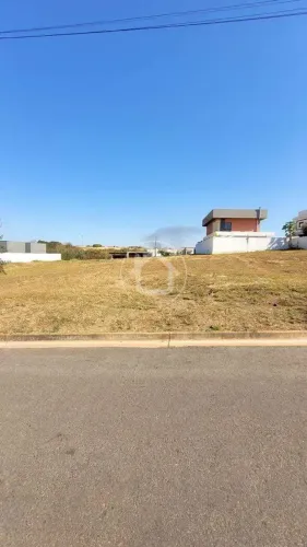 TERRENO DE 426M2 - FLORAIS DA MATA
