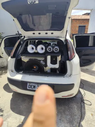Vendo som de mala todo no forro aceito cartão de crédito 