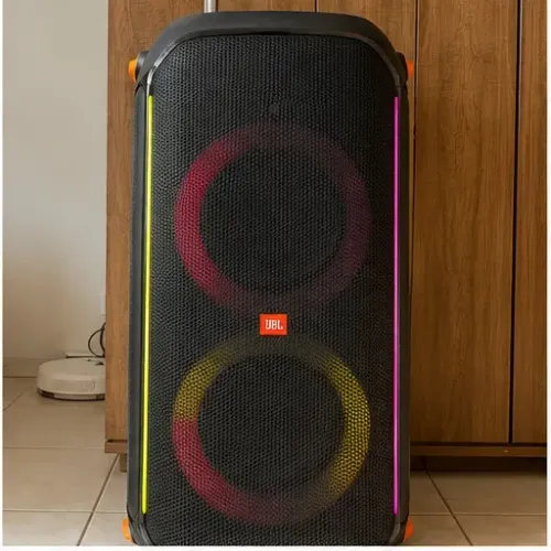 JBL PartyBox 710 ? Conservadíssima, pouco uso