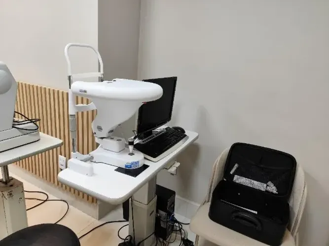 equipamento de oftalmologia