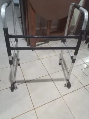 Andador prático