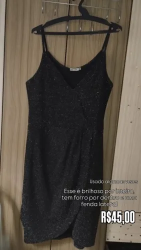 Desapego, roupas usadas poucas vezes.