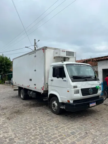 Vendo caminhão Volkswagen 8.120