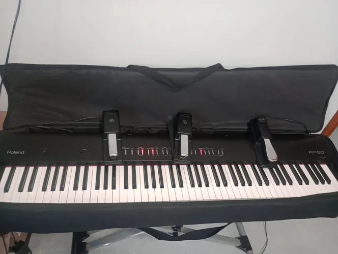 Roland FP 50