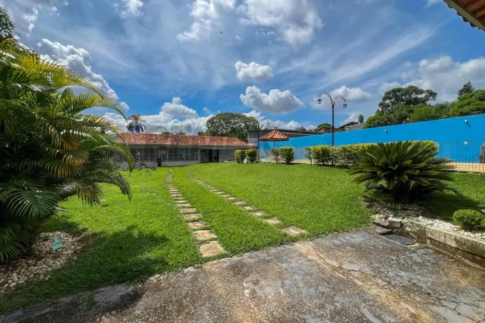 Chácara á venda com duas suites - Estância das Águas Monte Mor/SP
