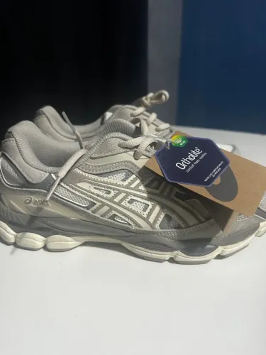 Asics Gel-NYC Cream Oyster Grey