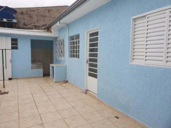Casa com 1 dormitório para alugar, 26 m² por R$ 1.075/mês - Jardim Ipiranga - Americana/SP