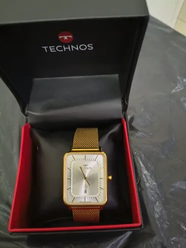 Relógio tecnhos