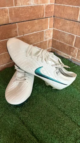 Chuteira Nike tiempo homenagem 20 anos tetra