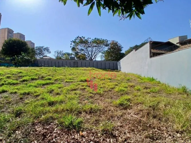 Terreno Residencial em Condomínio Fechado para Alugar no Bairro Jardim Canadá em Ribeirão