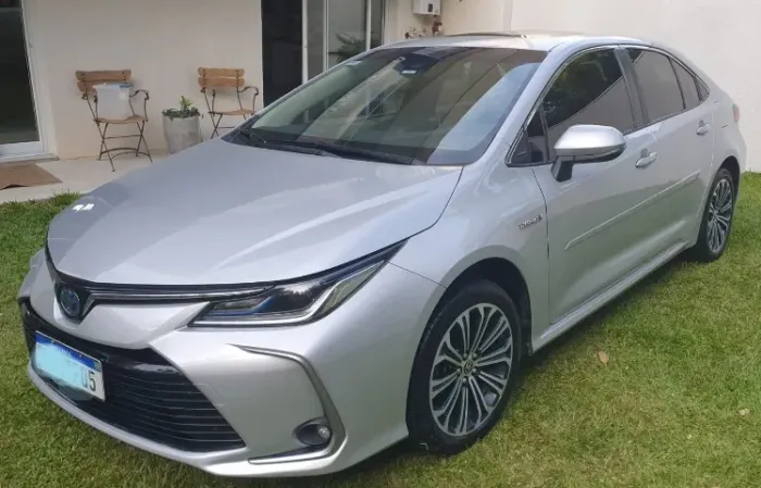 Toyota Corolla Altis Prem. Hybrid 1.8 Flex AUT 2020