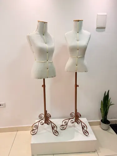 Menequin busto vintage