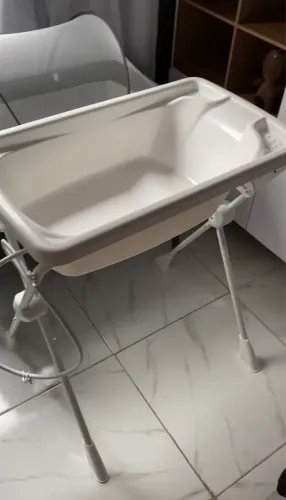 banheira com suporte
