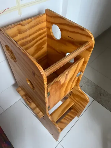 Torre de aprendizagem infantil