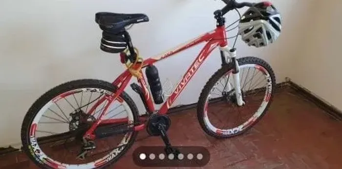 Vendo urgente bicicleta semi nova 