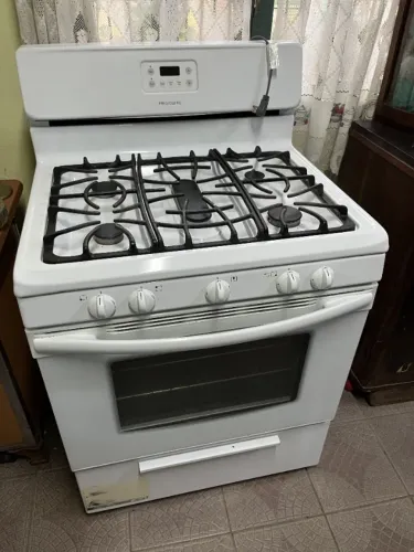 Fogão Frigidaire (Importado)