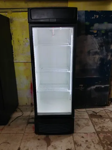 Freezer expositor