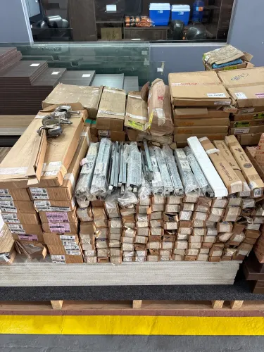 Peças de MDF, corrediças dobradiças de todos os tamanhos