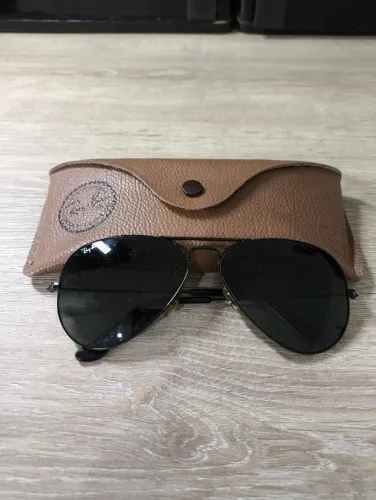 Óculos Escuros Ray-Ban Aviador Clássico - Antigo