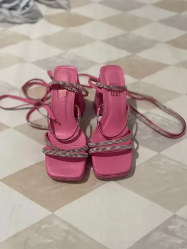 Sandália à Venda - Salto Alto - Pink - Oxe Mais Cor