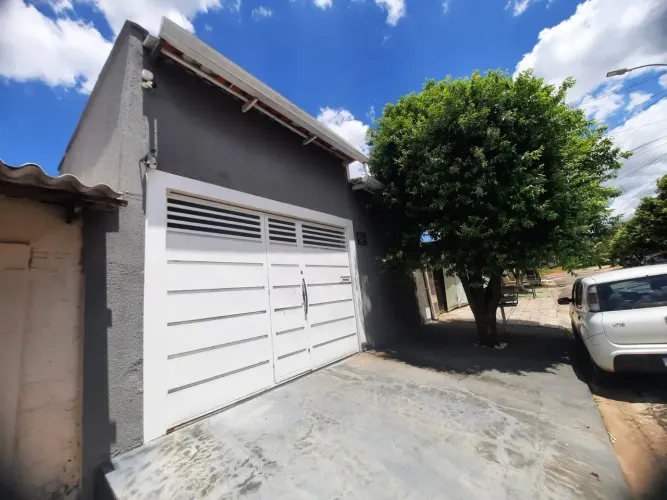 Imóvel para aluguel com 122 metros quadrados com 3 quartos em Conjunto Vera Cruz - Goiânia