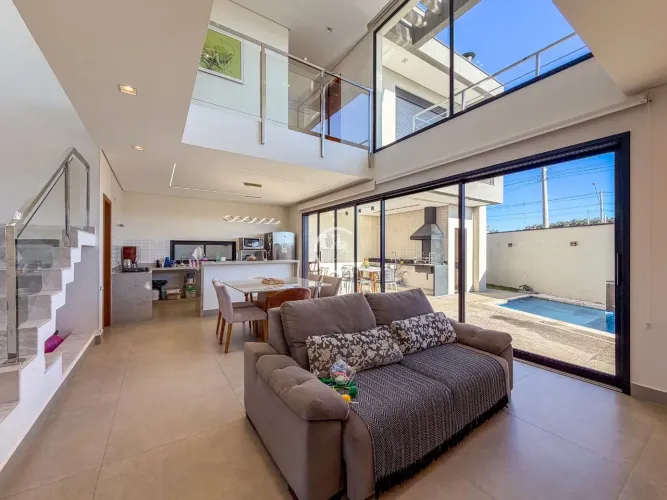 Sobrado com 4 quartos à venda, 220 m² por R$ 1.700.000 - Reserva Ruda - São José dos Campo
