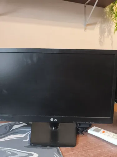Monitor LG 20' VGA