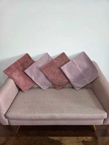 4 capas de almofada em veludo coloridas em diferentes tons de rosa nunca usadas
