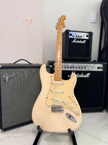 Fender Stratocaster