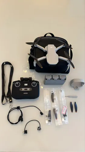 Drone DJI Mini 2 SE Fly More Combo - Impecável + Brindes (Pronto para Voar)