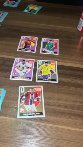 Halland Dourado extra sticker copa do mundo 2026