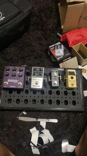 Vendo Board/Pedais/Case para GUITARRA ou BAIXO