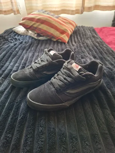 Vans Knu Skull todo preto 