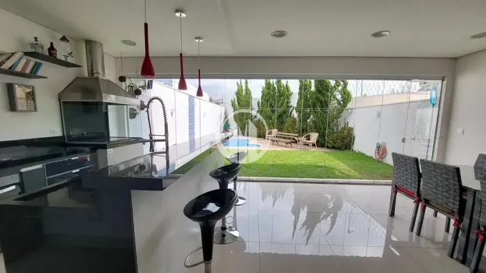 Casa à venda com 3 dormitórios sendo 1 suíte - Condomínio Morada do Horto - Jard