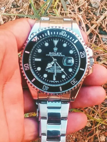 Vende-se relógio masculino novo, pra homem que quer por presença, sofisticado