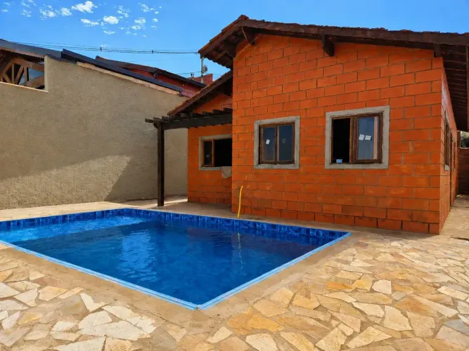 Fazenda/Sítio/Chácara para venda possui 82 metros quadrados com 3 quartos