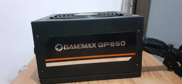 Fonte Gamemax GP650 650W, 80 Plus Bronze PFC Ativo