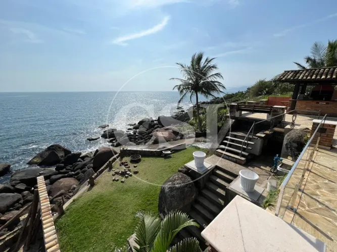 Casa de costeira no Taubaté Ilhabela/SP