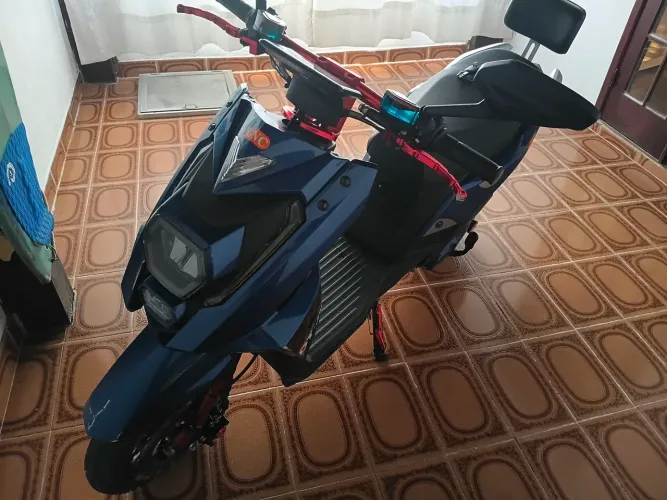 SCOOTER ELÉTRICA ESTILOSA! MUITO LINDA!