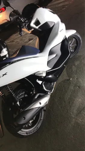 Vendo PCX 150 Sport, tratar *